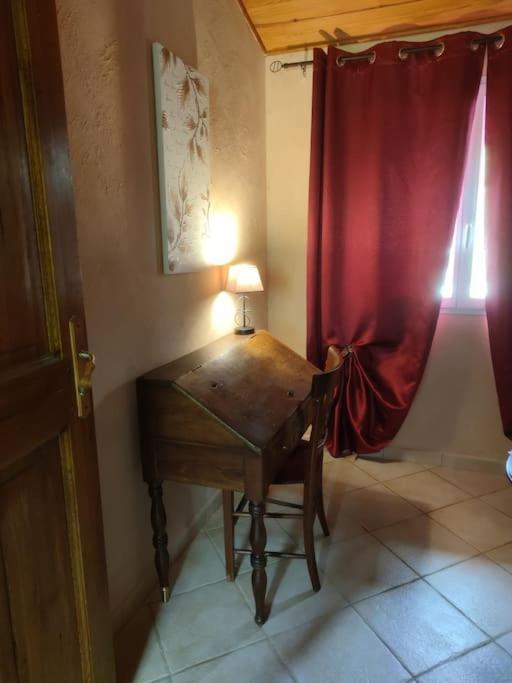 Sous Le Chateau Montaut  Zewnętrze zdjęcie